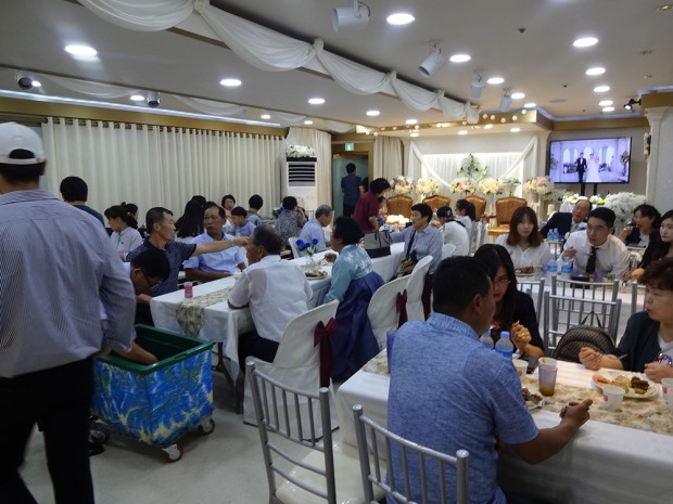 강서구 김포 영등포구 양천구 구로구 발산역 하우스웨딩 작은결혼식장 스몰웨딩 카페웨딩 파티하우스웨딩 스몰웨딩 …