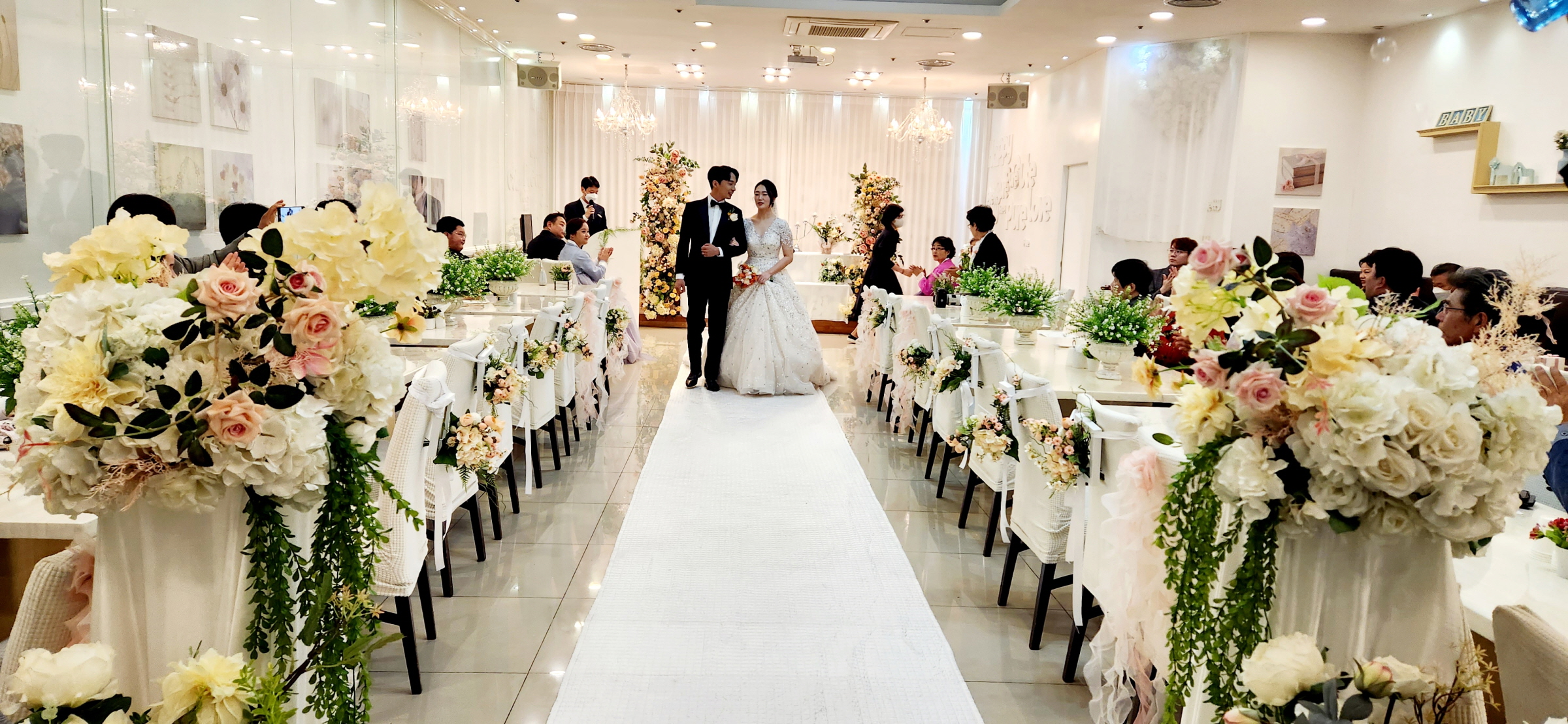 /user/s/simplewedding/editor/2304/1758d2650246bee6ad1efb16bfd3eda5_1682269392_4771.jpg 이미지크게보기