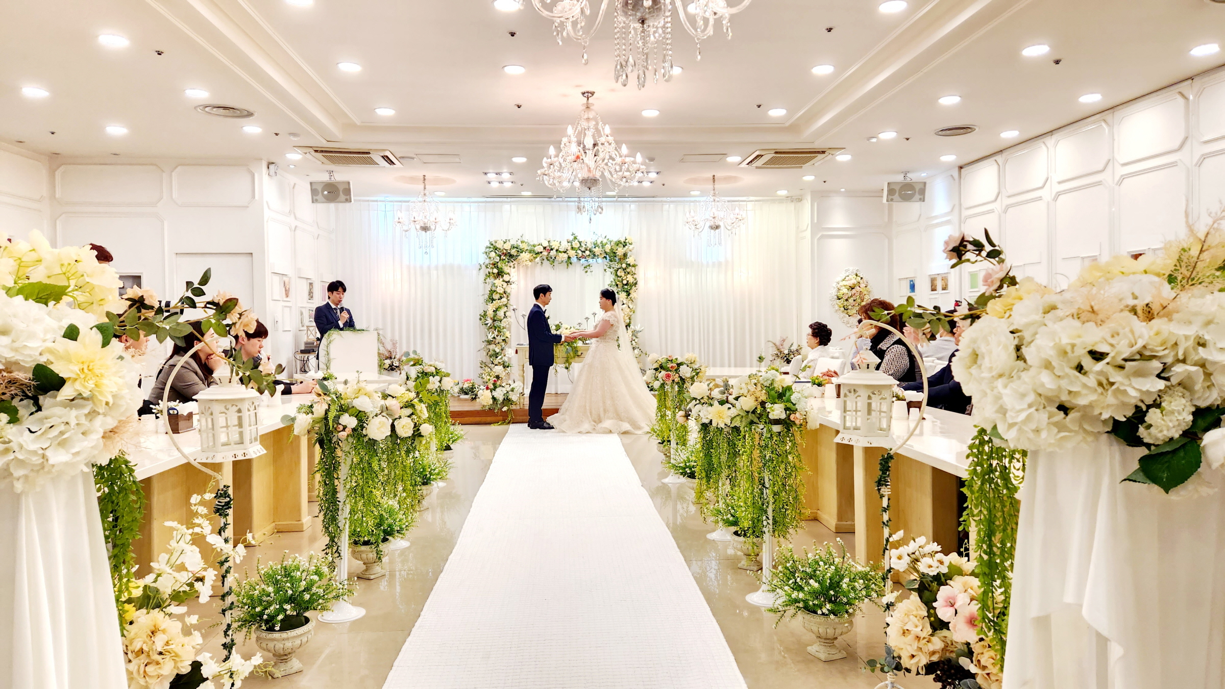 /user/s/simplewedding/editor/2305/b9f0dc37b0e9177a11e9849032ccd8c5_1682872743_2229.jpg 이미지크게보기