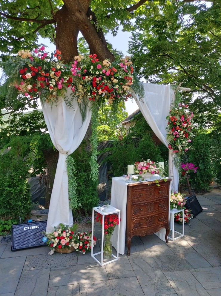 /user/s/simplewedding/editor/2306/b01430ff3cc2a1e9d7fb9c91f93b9ac0_1686626072_2987.jpg 이미지크게보기