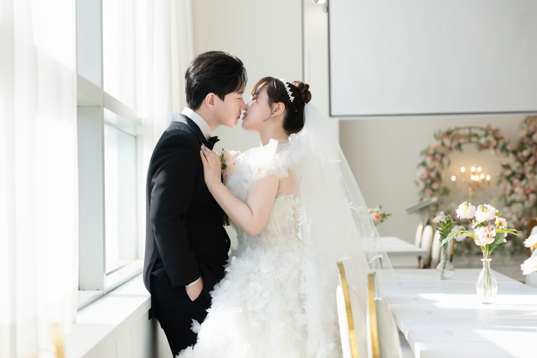 /user/s/simplewedding/editor/2506/3eaf427a7ad3ad5e6225428874538b7e_1749211293_2058.JPG 이미지크게보기
